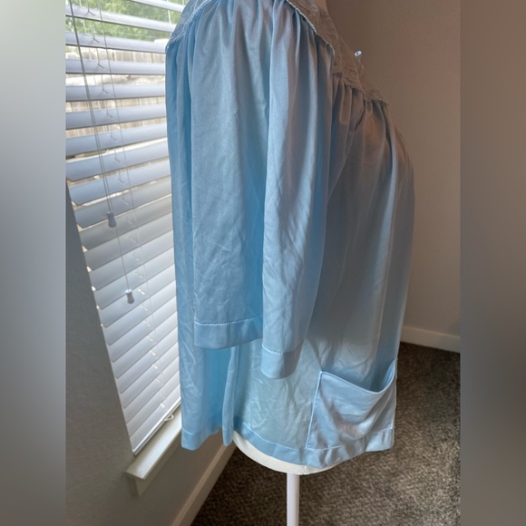 Vintage Blue Night Cape - Picture 6 of 6